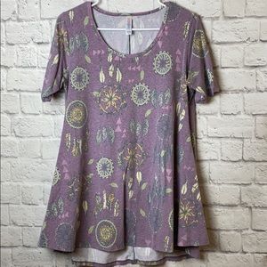 Swing shape tee